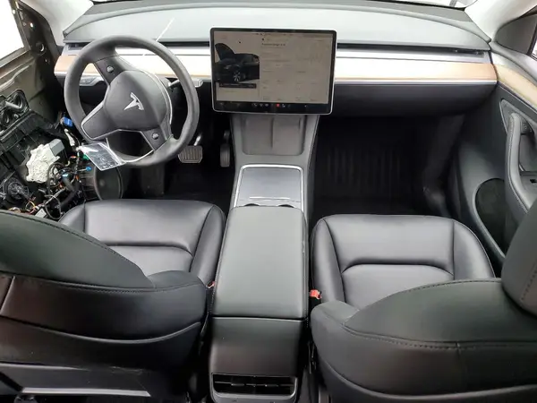 7SAYGDEE0PF909025 2023 TESLA MODEL Y - Image 8