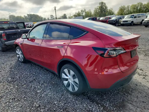 7SAYGDEE0PF910448 2023 TESLA MODEL Y - Image 2
