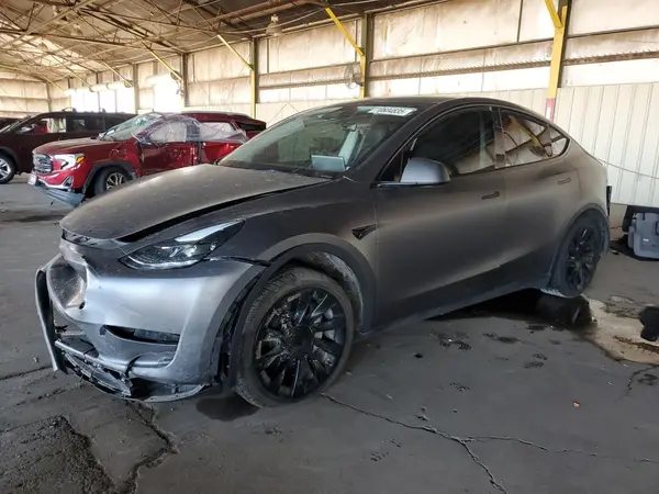7SAYGDEE0PF921059 2023 TESLA MODEL Y - Image 1