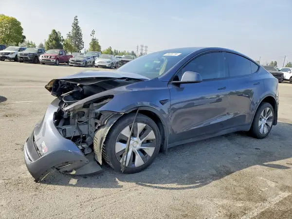 7SAYGDEE0PF966549 2023 TESLA MODEL Y - Image 1