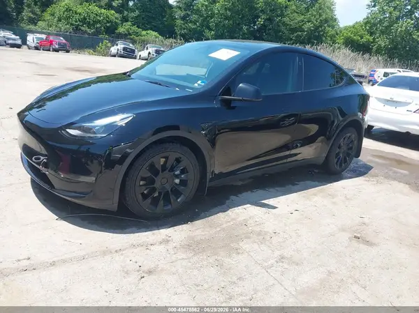 7SAYGDEE0RA214902 2024 TESLA MODEL Y - Image 2