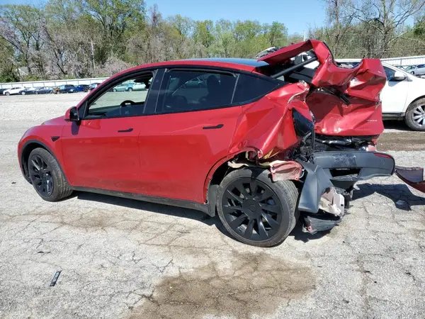 7SAYGDEE0RA217718 2024 TESLA MODEL Y - Image 2