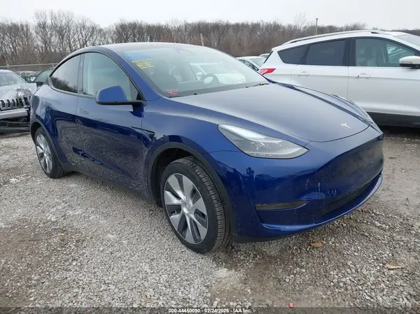 7SAYGDEE0RA218738 2024 TESLA MODEL Y - Image 1