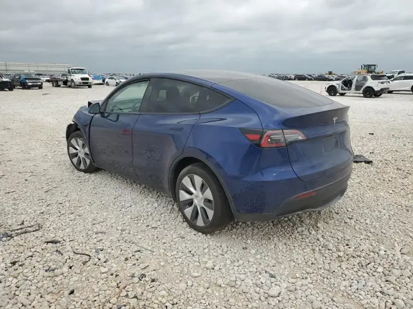 7SAYGDEE0RA220750 2024 TESLA MODEL Y - Image 2