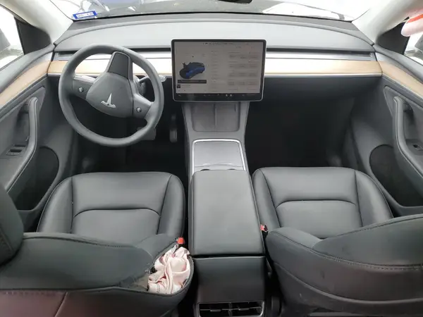 7SAYGDEE0RA220750 2024 TESLA MODEL Y - Image 8