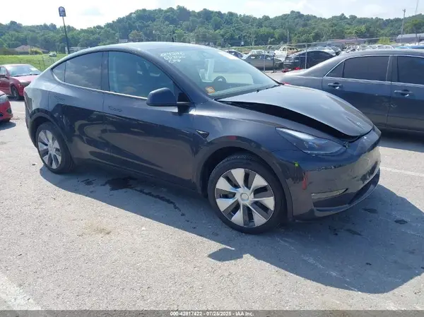 7SAYGDEE0RA223387 2024 TESLA MODEL Y - Image 1