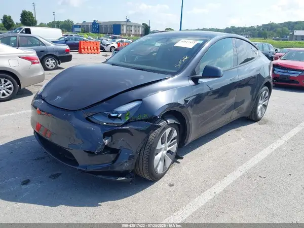 7SAYGDEE0RA223387 2024 TESLA MODEL Y - Image 2