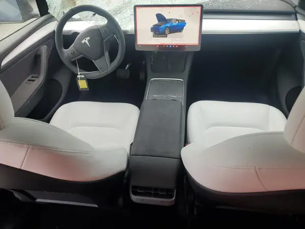7SAYGDEE0RA226080 2024 TESLA MODEL Y - Image 8