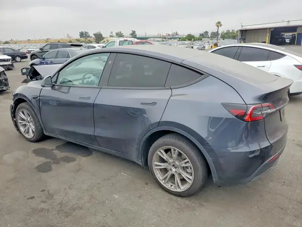 7SAYGDEE0RA226919 2024 TESLA MODEL Y - Image 2
