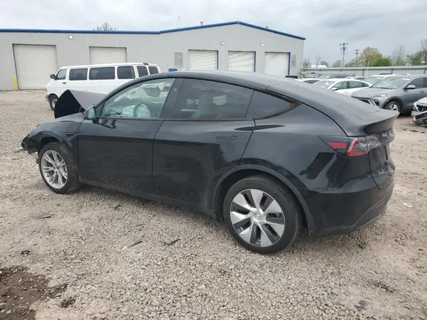7SAYGDEE0RA227603 2024 TESLA MODEL Y - Image 2