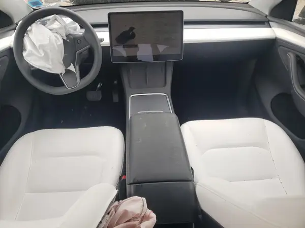 7SAYGDEE0RA227603 2024 TESLA MODEL Y - Image 8
