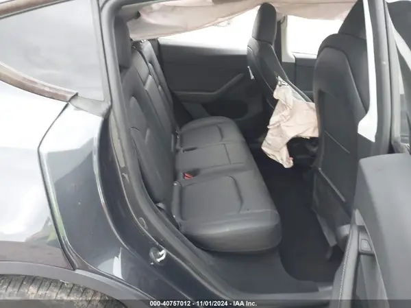 7SAYGDEE0RA228301 2024 TESLA MODEL Y - Image 8