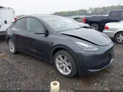 7SAYGDEE0RA229691 2024 TESLA MODEL Y