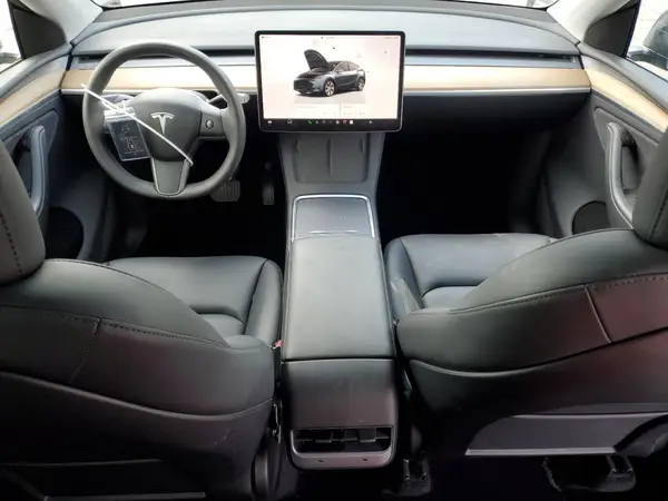 7SAYGDEE0RA231036 2024 TESLA MODEL Y - Image 8