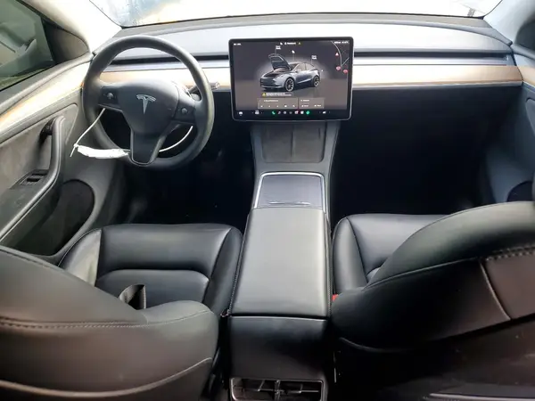 7SAYGDEE0RA233238 2024 TESLA MODEL Y - Image 8