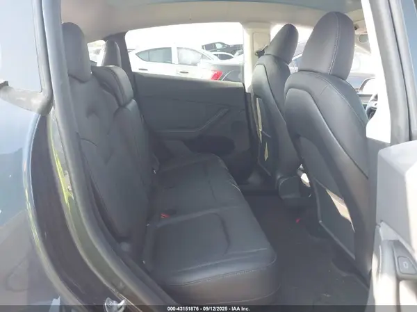 7SAYGDEE0RA234017 2024 TESLA MODEL Y - Image 8