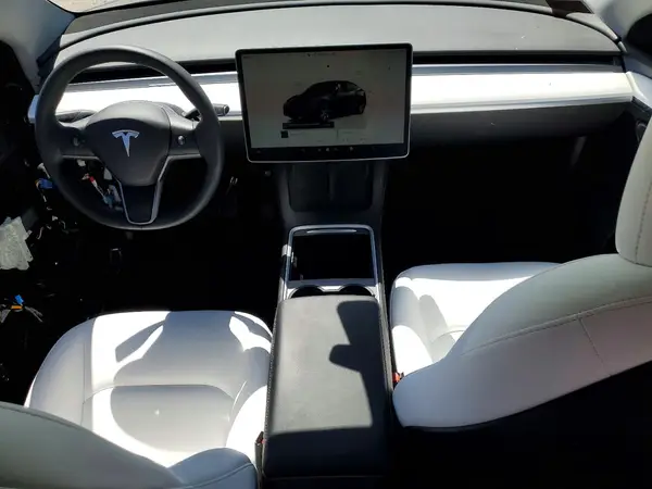 7SAYGDEE0RA236186 2024 TESLA MODEL Y - Image 8
