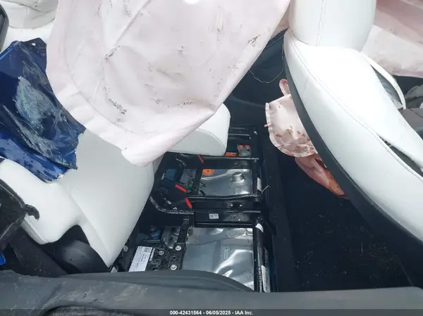 7SAYGDEE0RA238102 2024 TESLA MODEL Y - Image 8