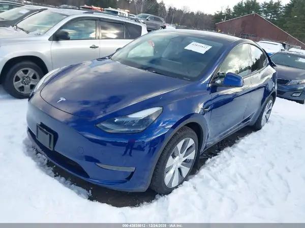 7SAYGDEE0RA247723 2024 TESLA MODEL Y - Image 2