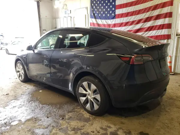 7SAYGDEE0RA247799 2024 TESLA MODEL Y - Image 2