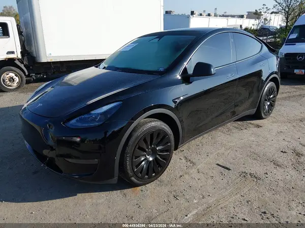 7SAYGDEE0RA248189 2024 TESLA MODEL Y - Image 2