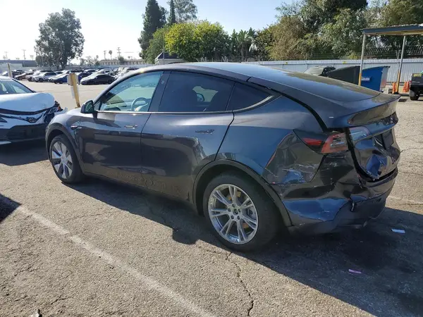 7SAYGDEE0RA255529 2024 TESLA MODEL Y - Image 2