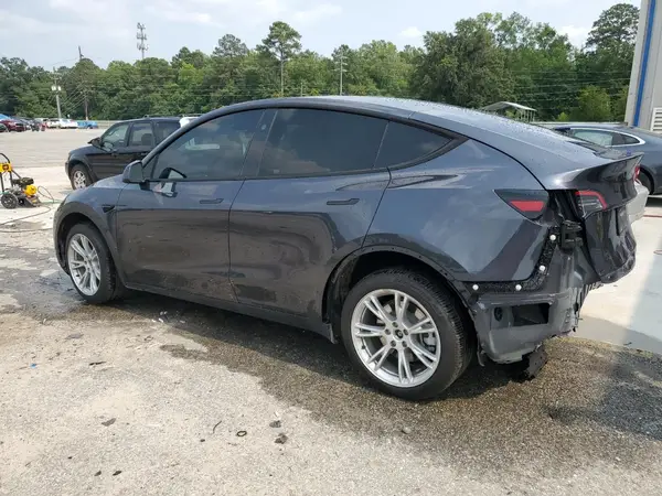 7SAYGDEE0RA255613 2024 TESLA MODEL Y - Image 2