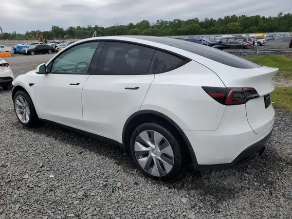 7SAYGDEE0RA259547 2024 TESLA MODEL Y - Image 2