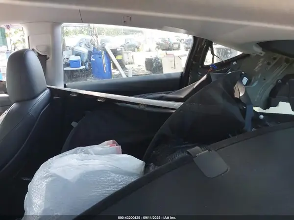 7SAYGDEE0RA263193 2024 TESLA MODEL Y - Image 8
