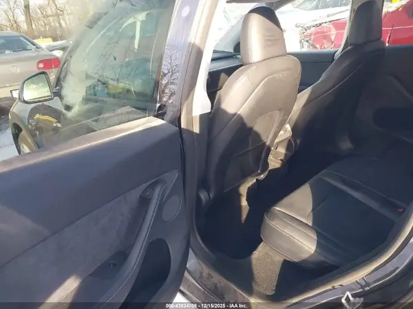 7SAYGDEE0RA268247 2024 TESLA MODEL Y - Image 8