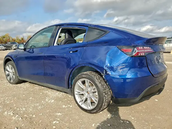 7SAYGDEE0RA269284 2024 TESLA MODEL Y - Image 2