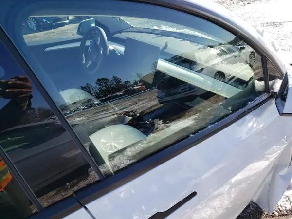 7SAYGDEE0RA276123 2024 TESLA MODEL Y - Image 8