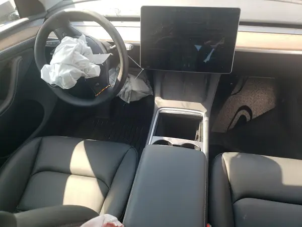 7SAYGDEE0RA279295 2024 TESLA MODEL Y - Image 8