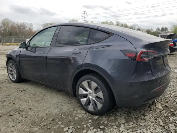 7SAYGDEE0RA283766 2024 TESLA MODEL Y - Image 2