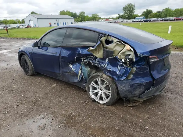 7SAYGDEE0RA286070 2024 TESLA MODEL Y - Image 2