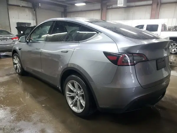 7SAYGDEE0RA287753 2024 TESLA MODEL Y - Image 2