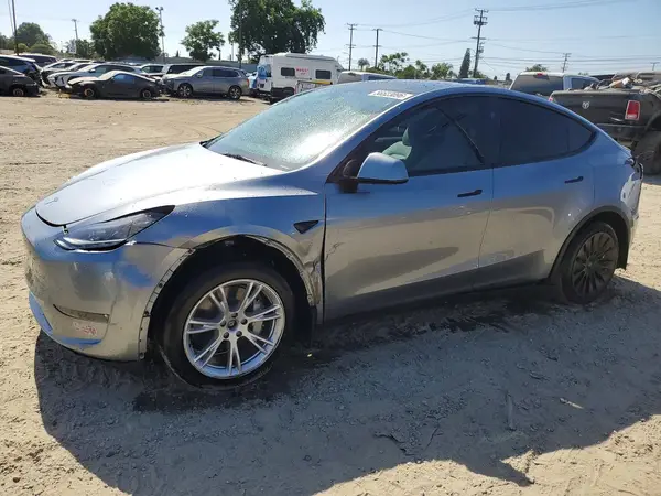 7SAYGDEE0RA288000 2024 TESLA MODEL Y - Image 1
