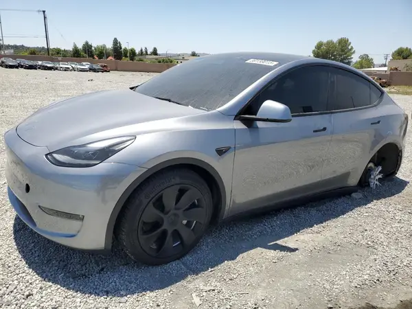 7SAYGDEE0RA288420 2024 TESLA MODEL Y - Image 1