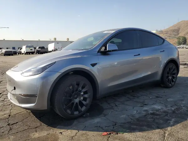 7SAYGDEE0RA299109 2024 TESLA MODEL Y - Image 1