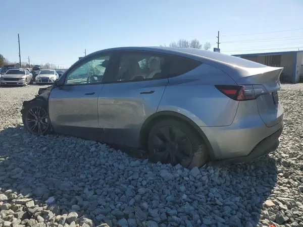 7SAYGDEE0RA301599 2024 TESLA MODEL Y - Image 2