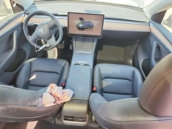 7SAYGDEE0RA305751 2024 TESLA MODEL Y - Image 8