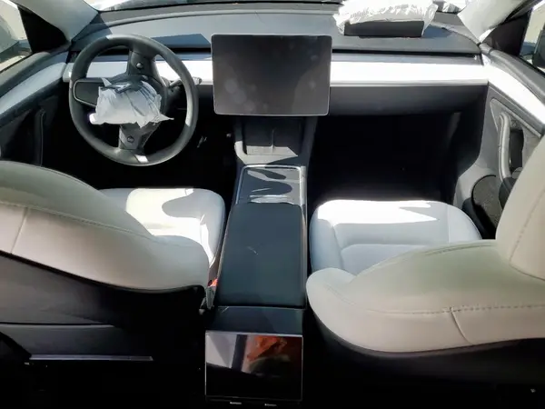 7SAYGDEE0RA313929 2024 TESLA MODEL Y - Image 8