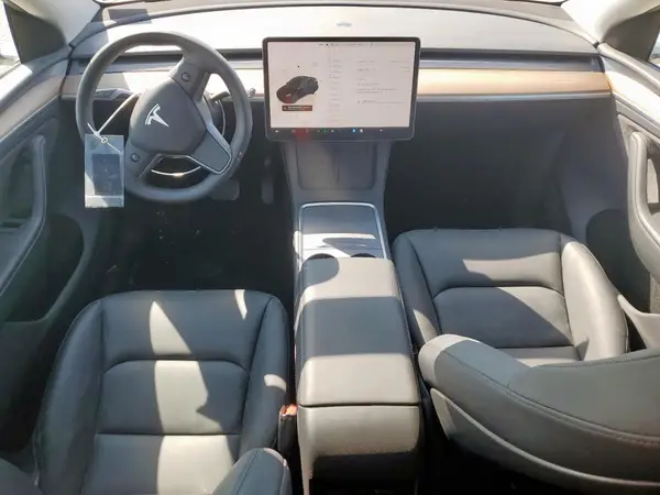 7SAYGDEE0RA325059 2024 TESLA MODEL Y - Image 8