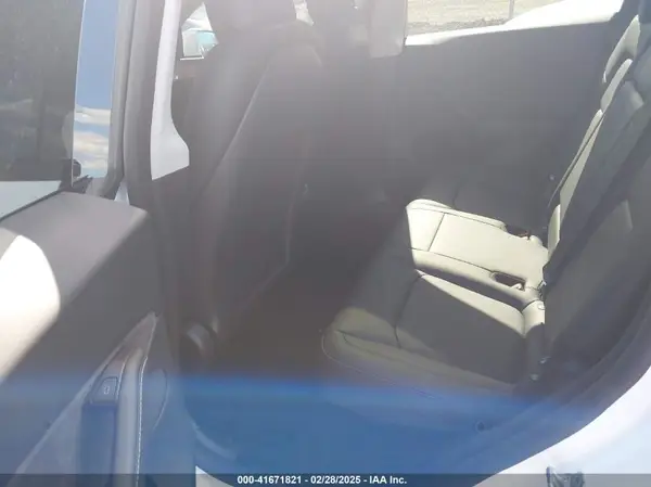 7SAYGDEE0RA328091 2024 TESLA MODEL Y - Image 8
