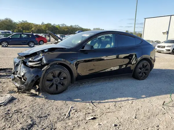 7SAYGDEE0RA329399 2024 TESLA MODEL Y - Image 1