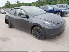 7SAYGDEE0RA330195 2024 TESLA MODEL Y