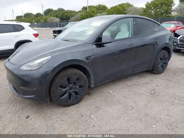 7SAYGDEE0RA331282 2024 TESLA MODEL Y - Image 2