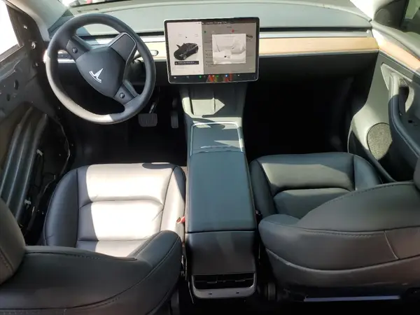 7SAYGDEE0RF024326 2024 TESLA MODEL Y - Image 8
