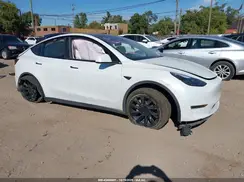 7SAYGDEE0RF027744 2024 TESLA MODEL Y