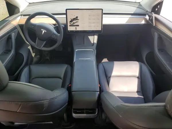 7SAYGDEE0RF036055 2024 TESLA MODEL Y - Image 8